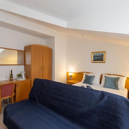 Villa Fontana Trogir Luaran gambar