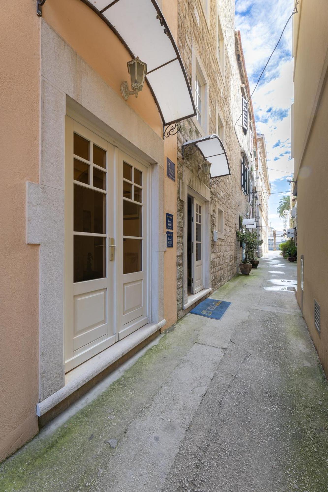 Villa Fontana Trogir Luaran gambar