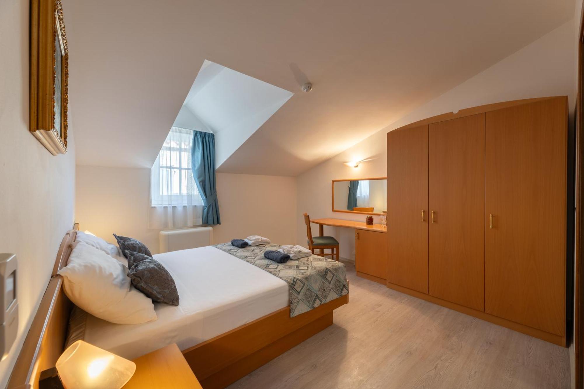 Villa Fontana Trogir Luaran gambar