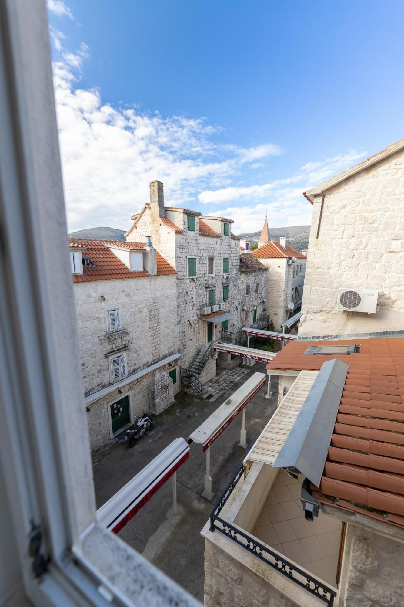 Villa Fontana Trogir Luaran gambar
