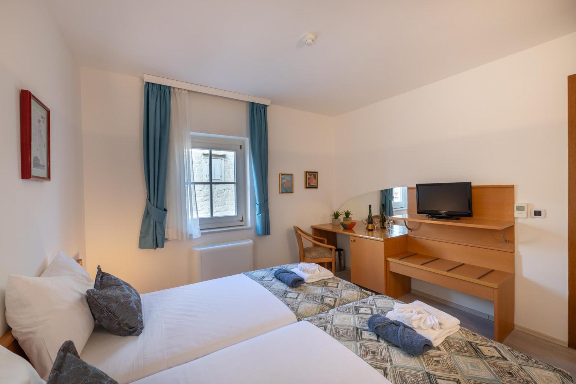 Villa Fontana Trogir Luaran gambar