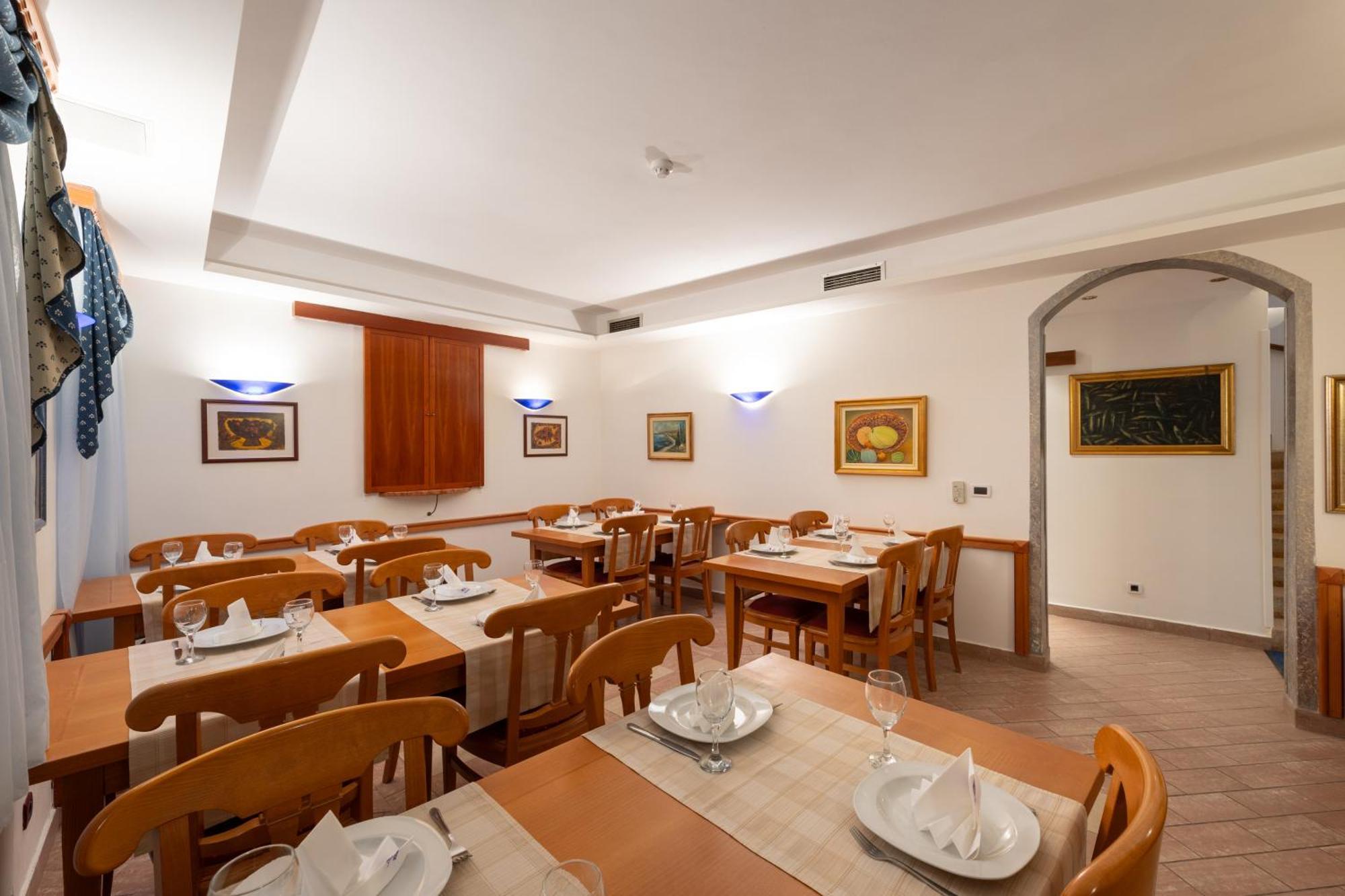 Villa Fontana Trogir Luaran gambar